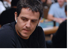 -- WSOP 2008 photo - Carlos Mortensen --
