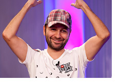 Daniel Negreanu departs the EPT VIenna - Photo from Pokerstarsblog.com