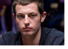 -- Tom Dwan profile photo - Big smile --